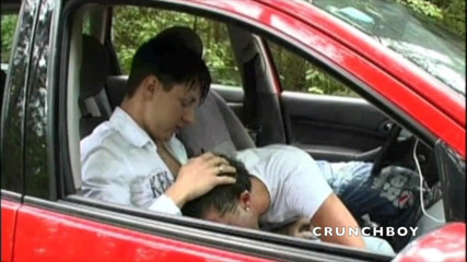 Slut twink used bareback by XXL cock: หนุ่มเซ็กซี่สองคนเย็ดกันในรถ โชว์เสียว