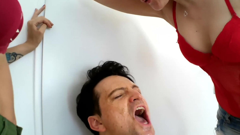 Femdom Austria: Shrink Spitting!
