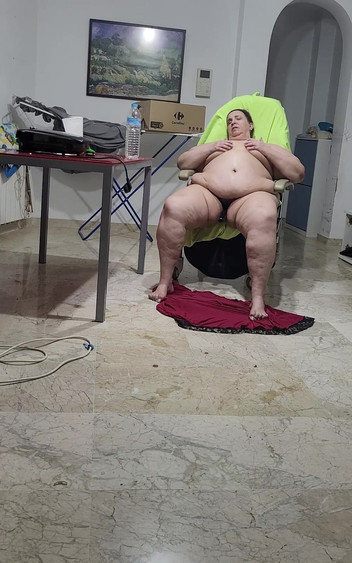 CoolMarina: Coolmarina. Hei... Adakah awak mahu berkongkek dengan saya?