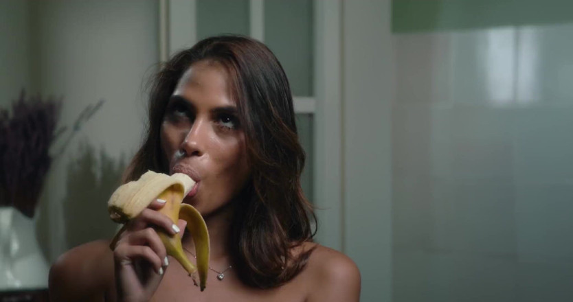 THAGSON: Pertemuan hot antara apolonia lapiedra y baby nicols
