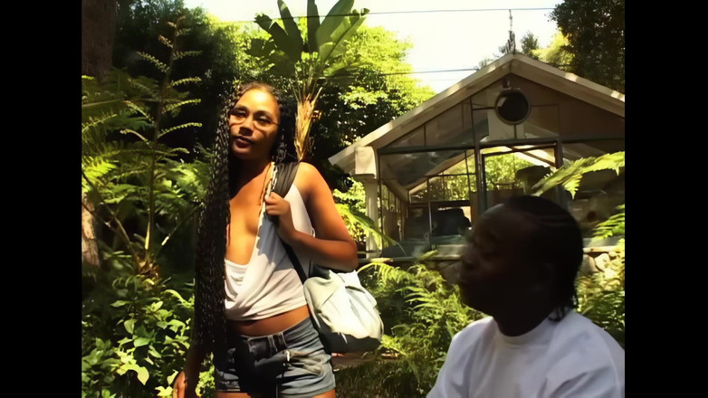 The Africans: 라이딩 걸은 인생을 즐긴다