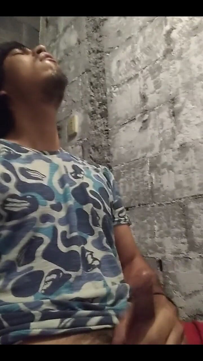 AlexAlejandro13: Mulai Hari Jumat, Hot dan Penuh Susu
