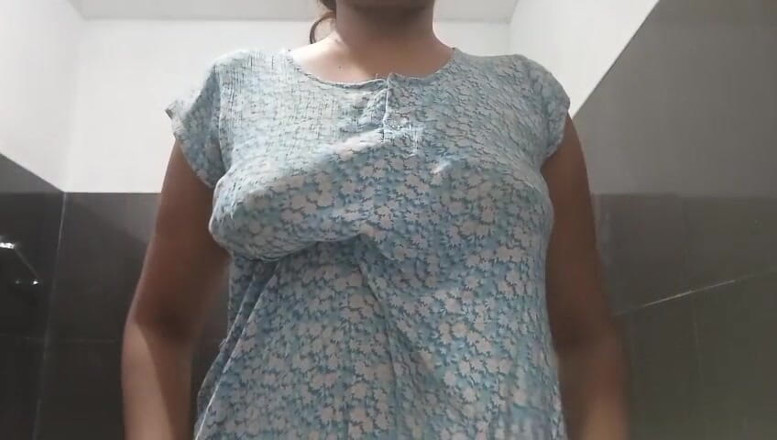 Anne White: Sri lanka Ann in lustlove con masturbazione