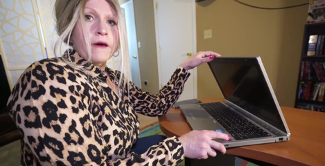TabithaXXX: Coșmarul profesorului, gaura din zid - gloryhole, partea 2