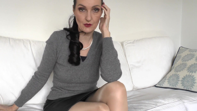 Lady Victoria Valente: 婚礼前 13 天：禁忌邂逅 - 在我的毛衣上泼水，维多利亚·瓦伦特夫人