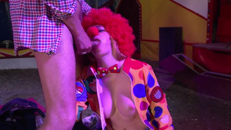 German Porn: 서커스 광대 비 이중 삽입 야생 타고