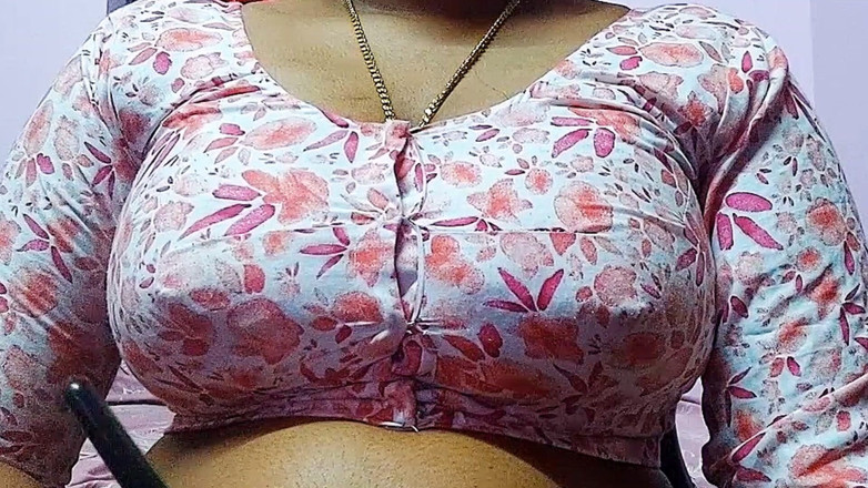 Desi Mohini: Indian Bhojpuri Girlfriend with Boyfriend hardcore Sex.