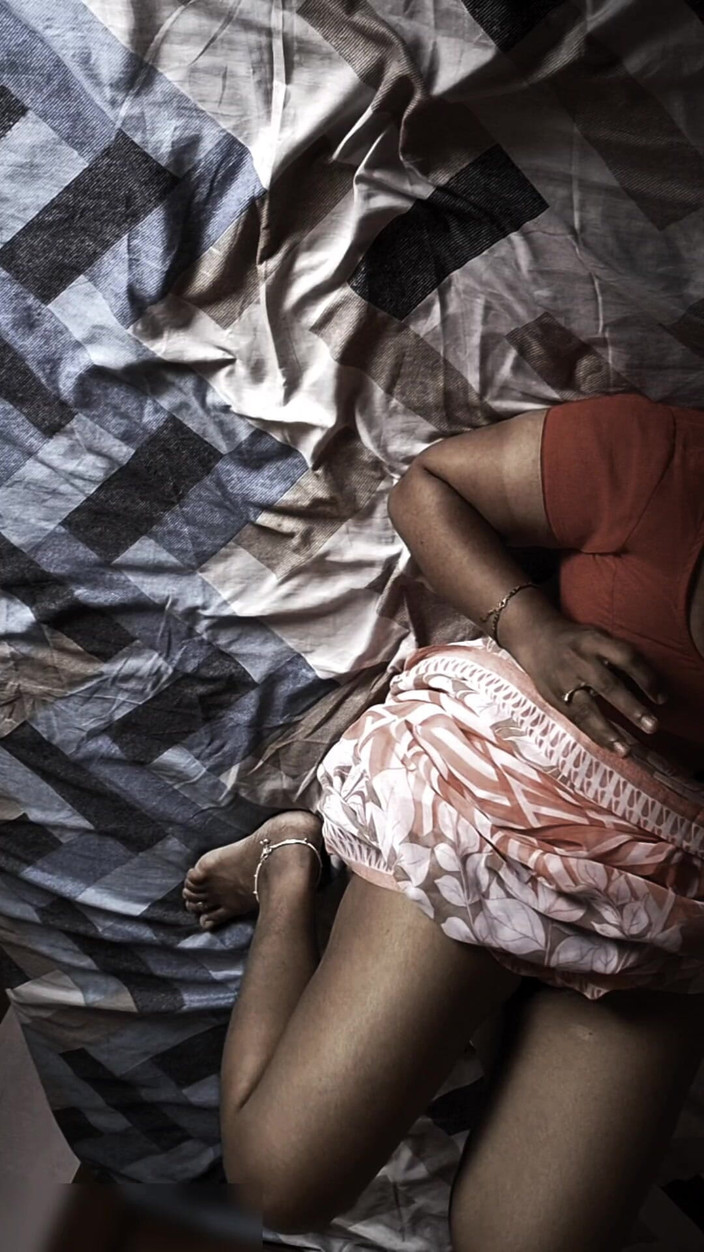 Black & white desicat: Дезі зрадлива дружина mallu в блузці сарі, грубий хардкорний трах від першої особи