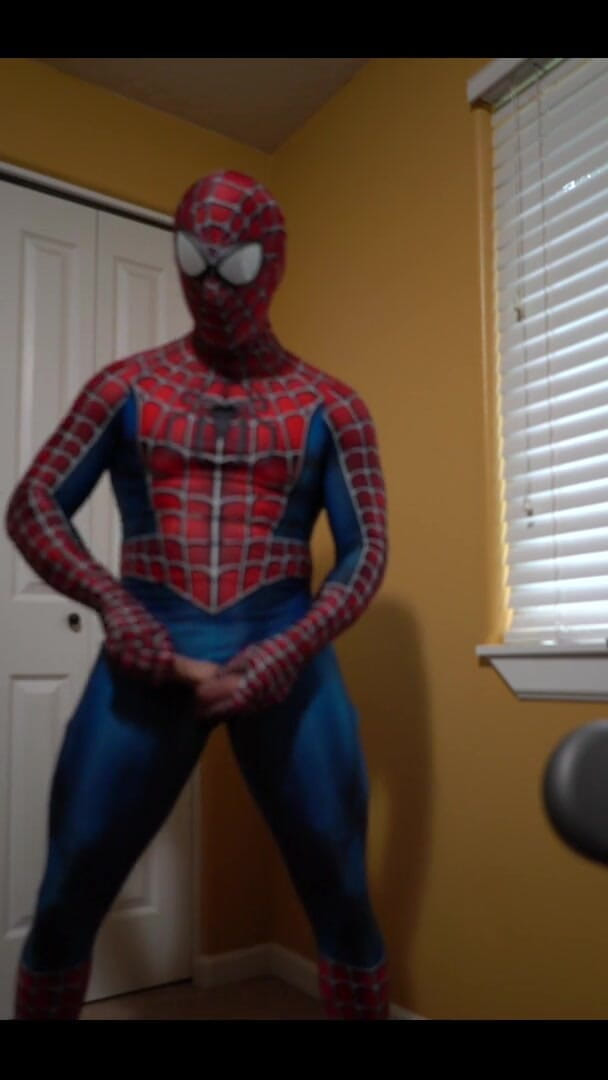 Reese Rideout: Orgazm w kostiumie Spider Mana
