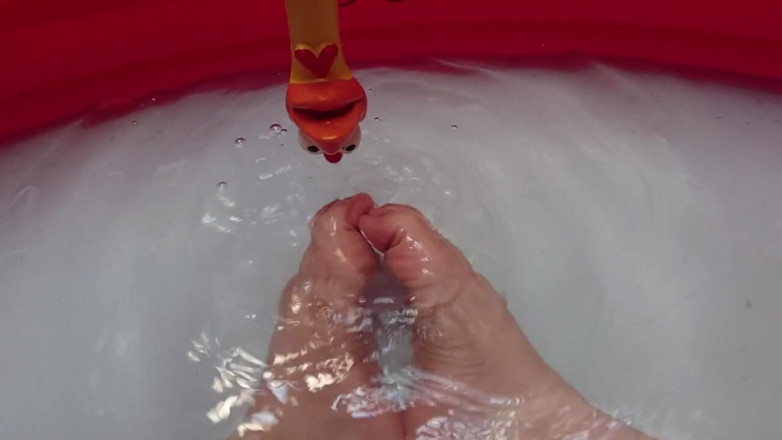 DanaDom20: Play with my feet