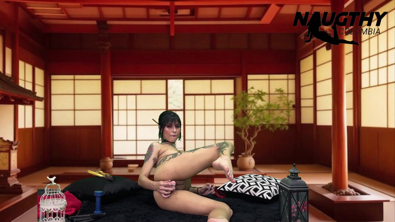 NaughtyColombia: Krásná latinská gejša si užívá svou krásnou kundičku