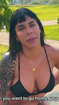 Sayafit es una cuñada amazona con un gran culo que es infiel a su marido - Brian Evansx