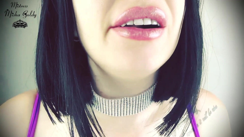Goddess Misha Goldy: Hot fruits in my mouth ASMR