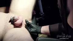 Интенсивное доение простаты в поясе целомудрия