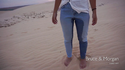 Bruce-and-Morgan: Žíznivá Morgan v poušti
