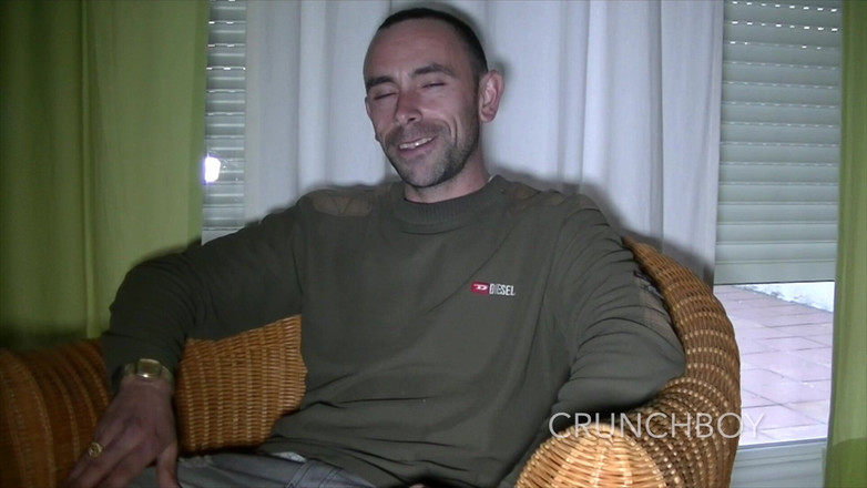 Crunch Boy: Cewek nakal ini dientot habis-habisan di jockstrap