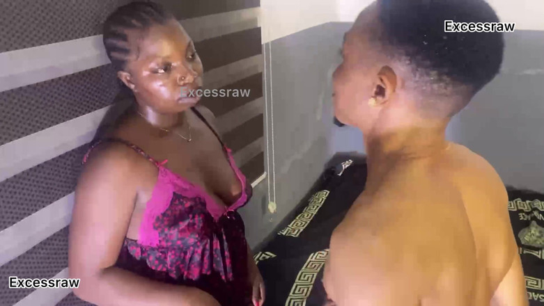 ExcessRaw: No todas las historias familiares son sencillas, estoy follando a...