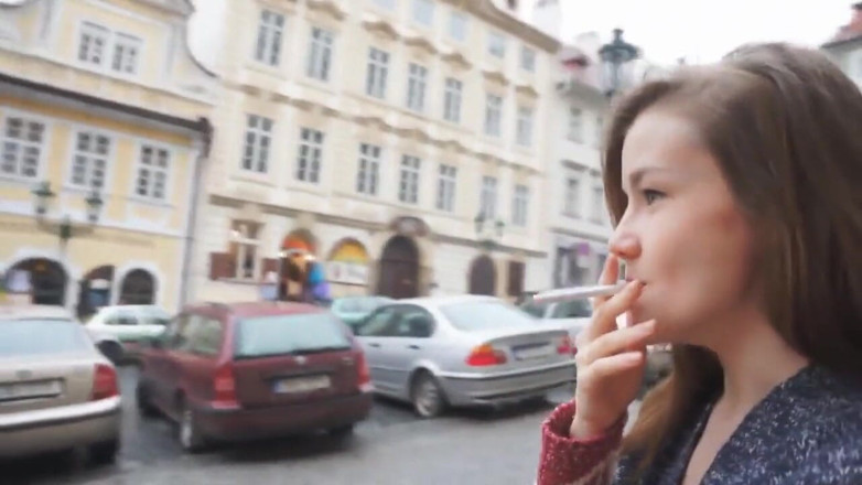 Watch4beauty: Emily the Tourist