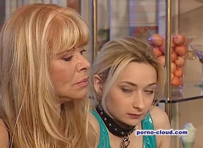 Porno Cloud: Cazzo aftternon festa con babette - DVD
