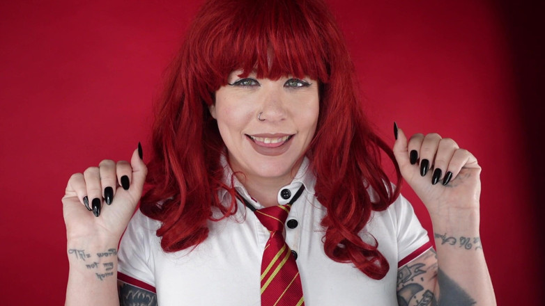 Deanna deadly: 第一人称视角 被赫敏挠痒痒直到高潮