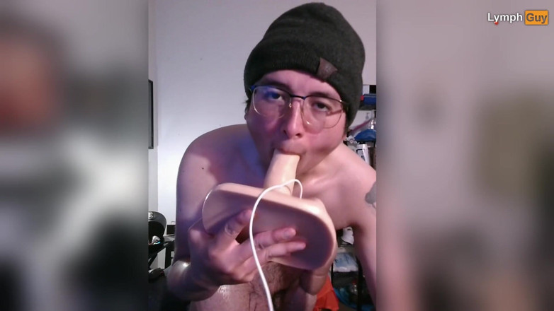Lymph Guy: Amputee cu dizabilități călărește vibratorul și ejaculează