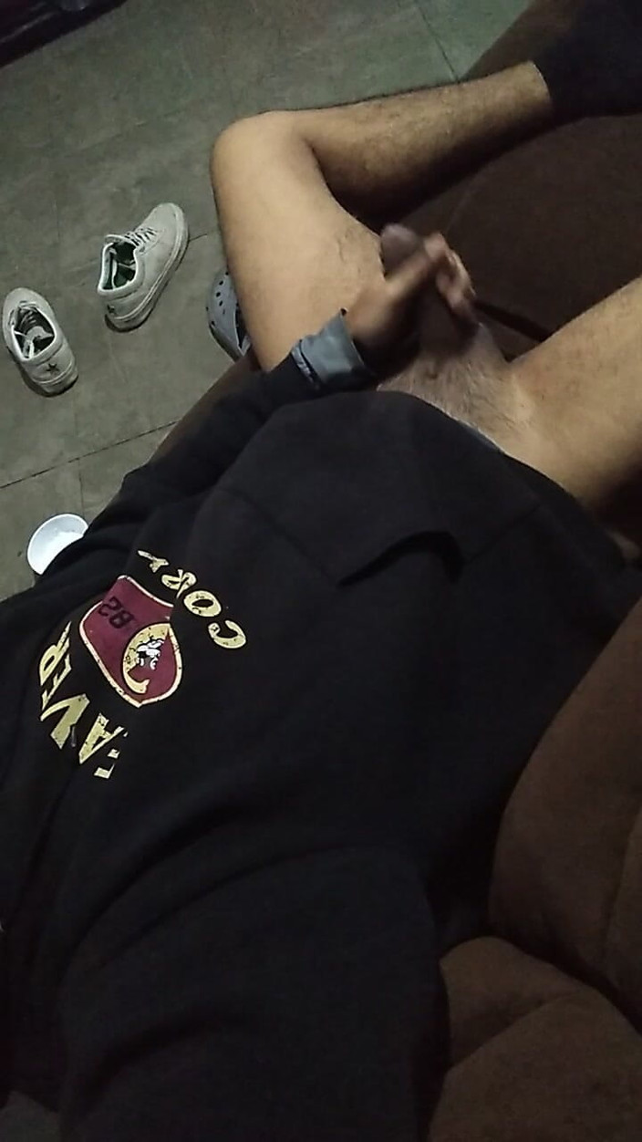 AlexAlejandro13: На диване удобнее, чем в постели