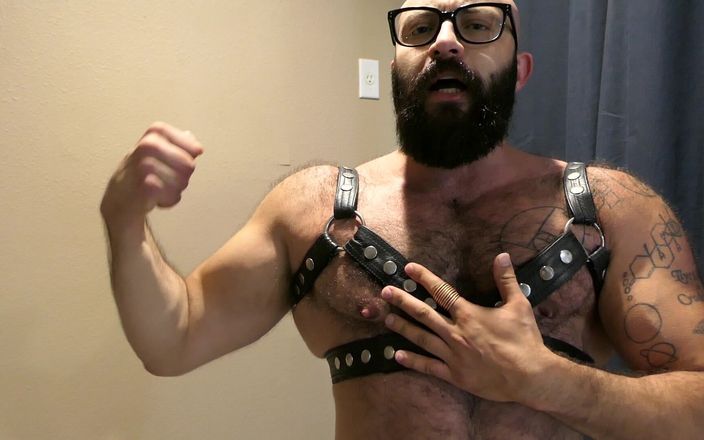 TripleXTransMan: Kult mięśni Alfa