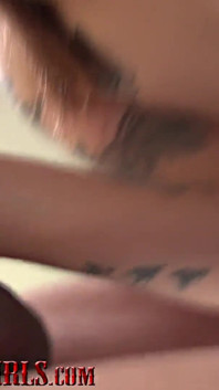 18-letnia pulchna Michelle Gates lanie i Titty fucked