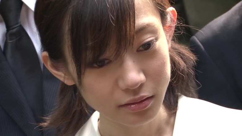 Blowjob Fantasies from Japan: मासूम दिखने वाली एशियाई बेब लंड चूसना सीखती है