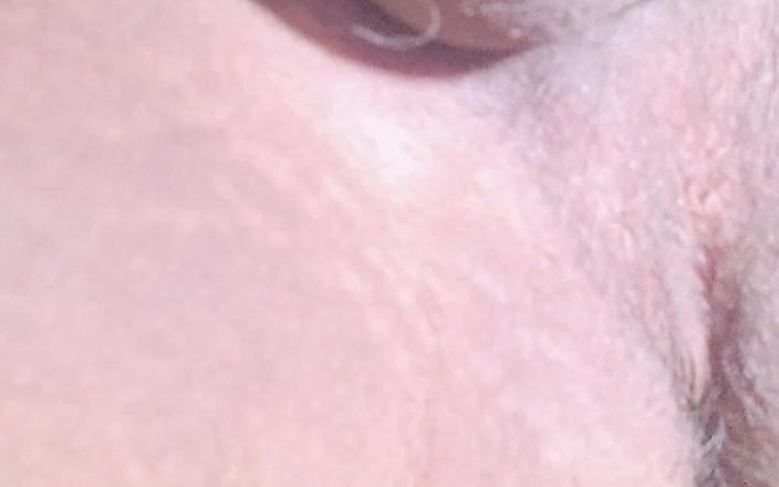 Bigdesidick2: Kesinlikle ortadan kalkmadan önce sana boşalmasını izletiyor azgın boşalma kadın kılıklı
