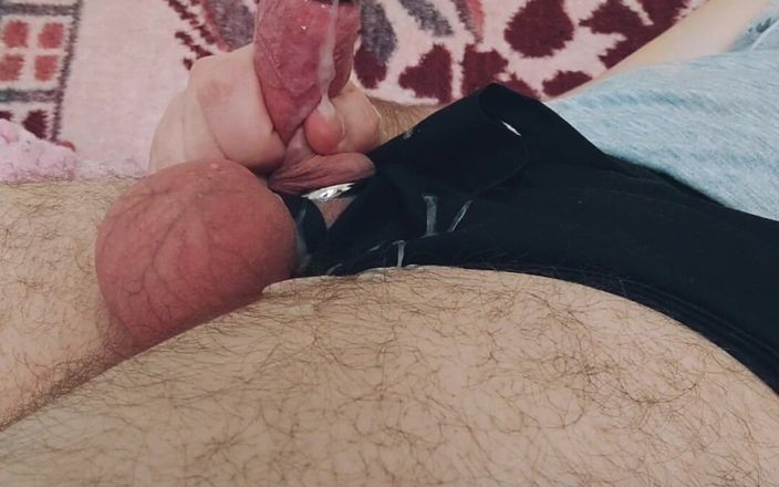 Amreis: Handjob hardcore dengan cincin kontol dan peler! Ngentot kontol uretra...