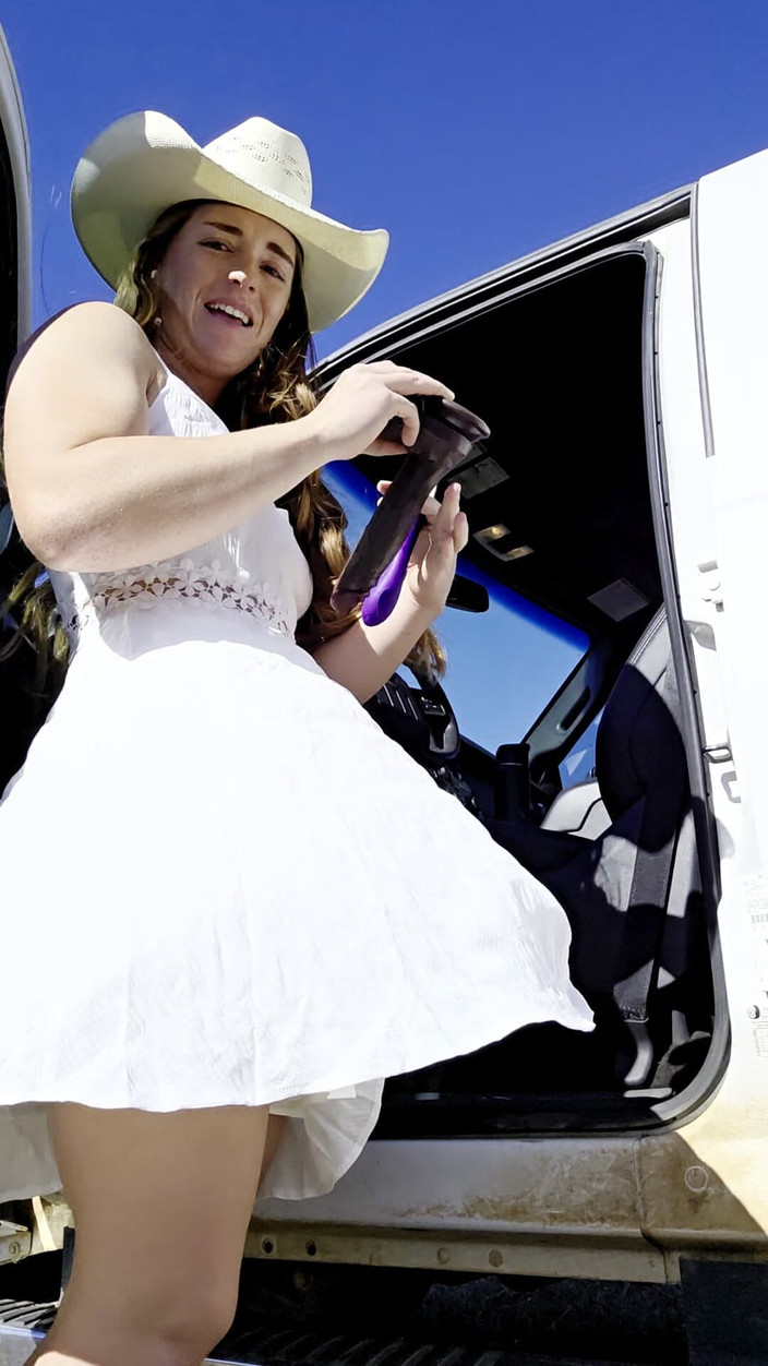 NaughtyRedFarmgirl: Gran culo pelirroja folla tu bbc en el culo y...