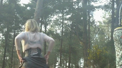 Movies by Louise: Turun ke dalam hutan