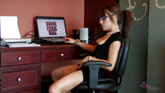 ATK Petites: Masturbation.