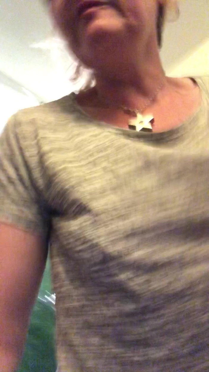 Pissing Paradise: 差点被陌生人抓住