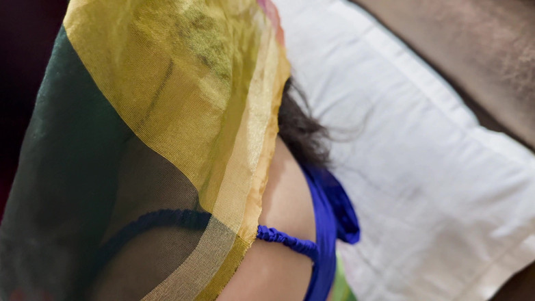 wildDesipair: Badi Gand Wali Bhabhi Ka Hua Mms Vazamento
