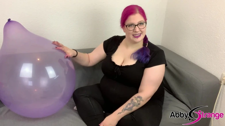 Abby Strange: Looner Fetish: Big Balloon Non Pop
