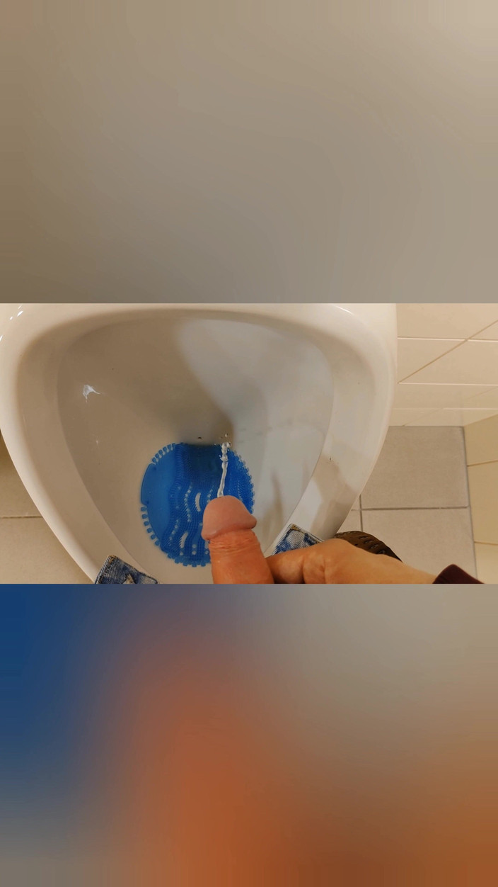 Bayer911: Golden Shower