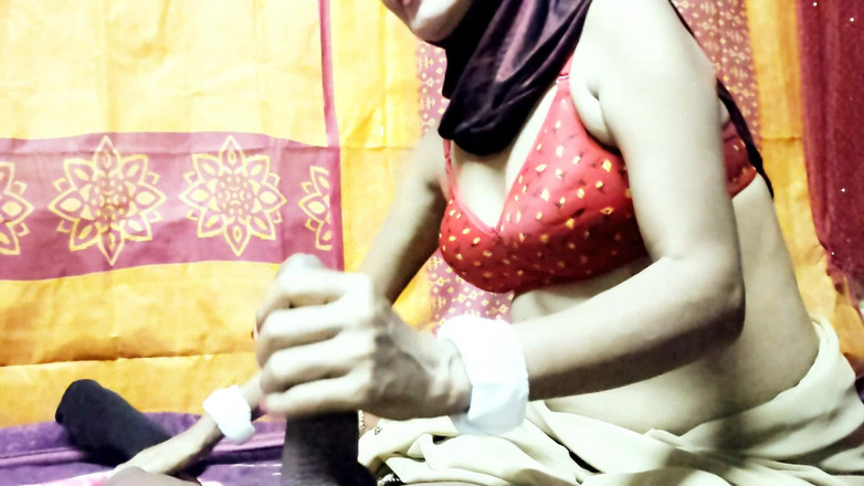 Ayesha_MirzaXPro: Réel, un mari et sa femme indiens passent des moments...