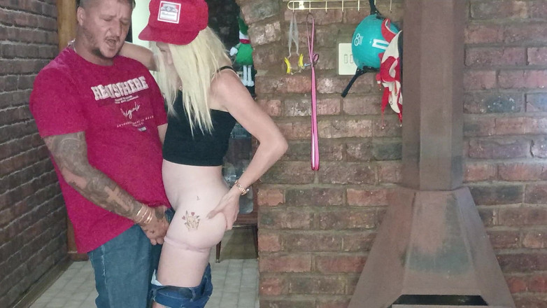 Bigjoefuckalott: Azgın Sarışın Kadın Sikilmek Için Geldi*****