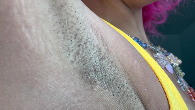 Nali Marie: Okselfetisj bezweet spugend op mijn oksels spuitende vibrator kont aanbidding...