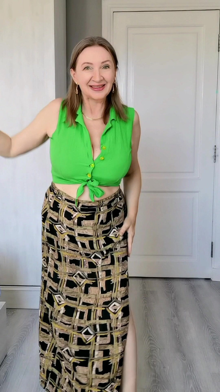 MariaOld: ホットな巨乳おばあちゃんがあなたをムラムラさせます