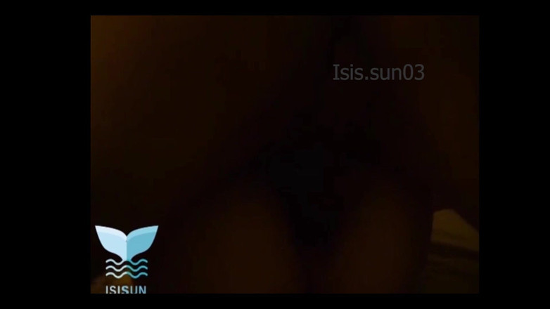 Isis Sun: Nascondo la telecamera mentre scopo il mio allenatore di yoga