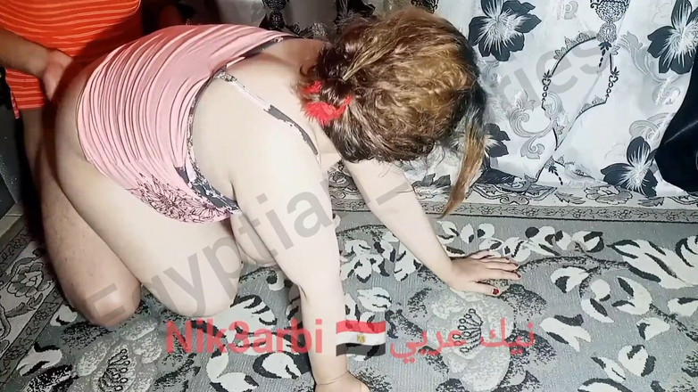 Egyptian stories: Karima, la ragazza divorziata di giza, va dal suo povero...