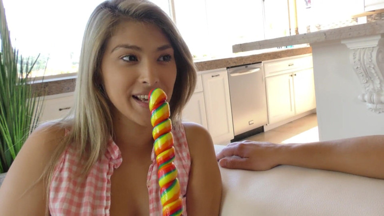Perv Milfs n Teens: Stephanie West Convinces Her Masseuse To Massage Her Supple Ass-...