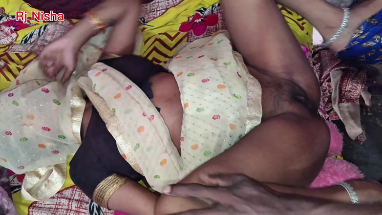 RJ NISHA: Desi indische heiße hausfrau rj nisha, große muschi ficken