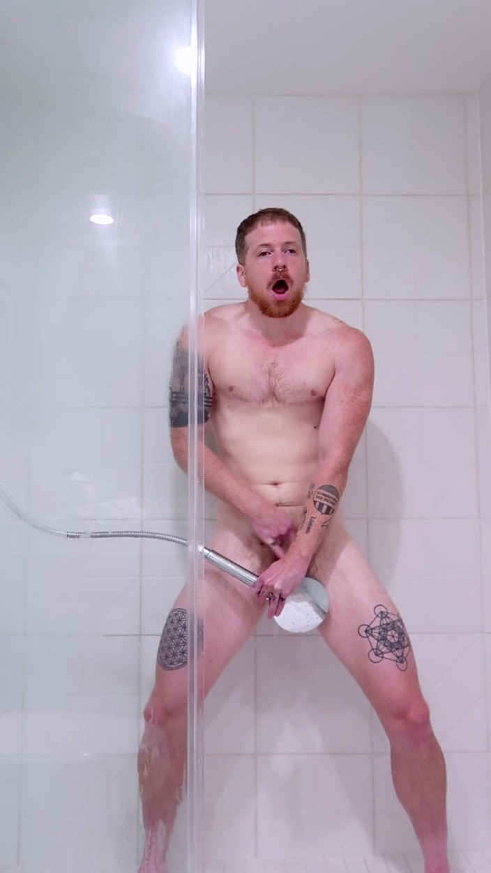 Stevie Trixx: Ginger Ftm Hotel Prysznic spust