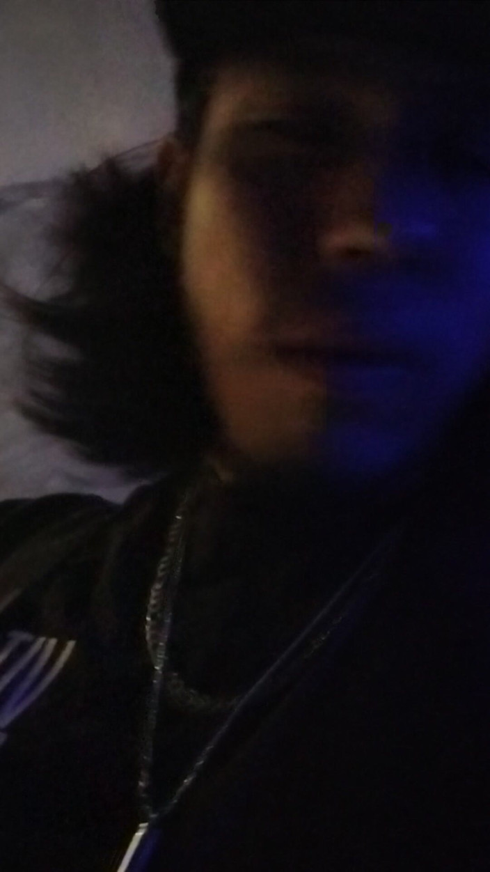 AlexAlejandro13: 내 고환과 음경을 만져줘