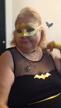 Mi novio y yo nos vestimos como hombre y chica bat