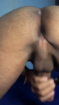 Straight Guy Cums Showing His Ass